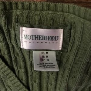 Motherhood Maternity Sweaters - Motherhood Maternity green sweater Motherhood Maternity Sweaters - Motherhood Maternity green sweater